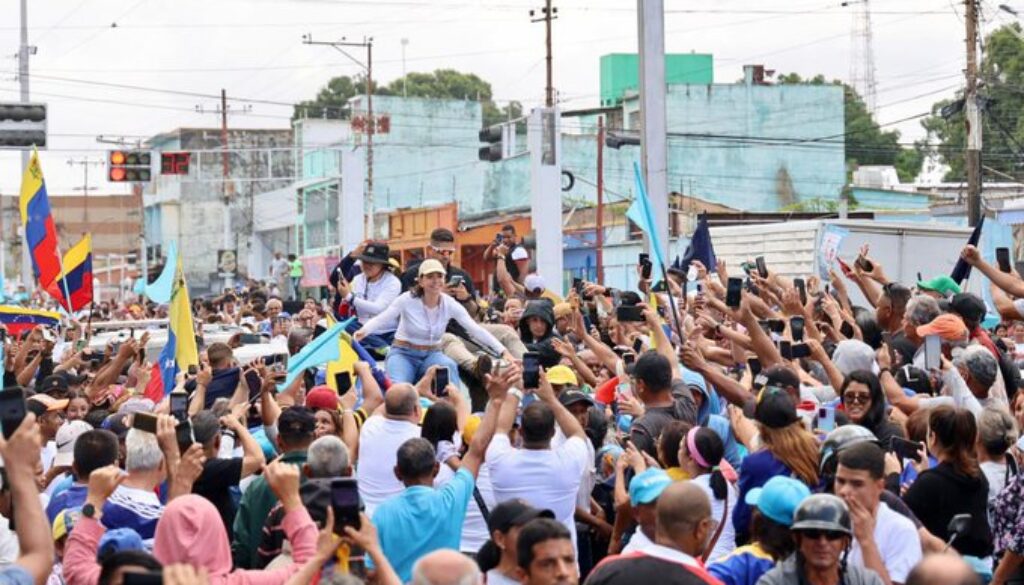 Maria-Corina-Machado-en-Bolivar